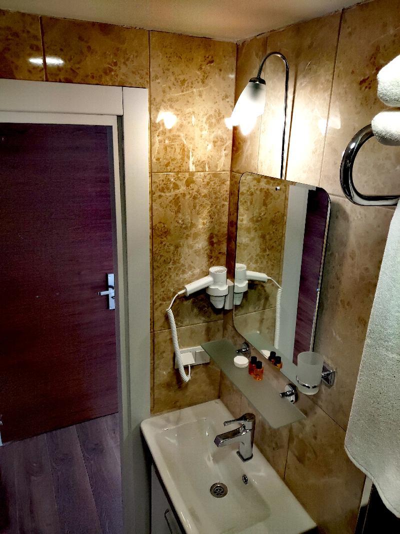 The Camelot Hotel イスタンブール エクステリア 写真